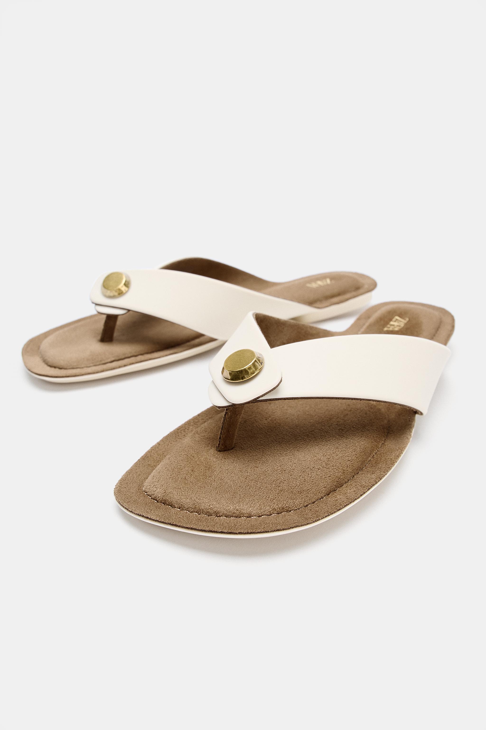 FLAT METALLIC DETAIL SANDALS